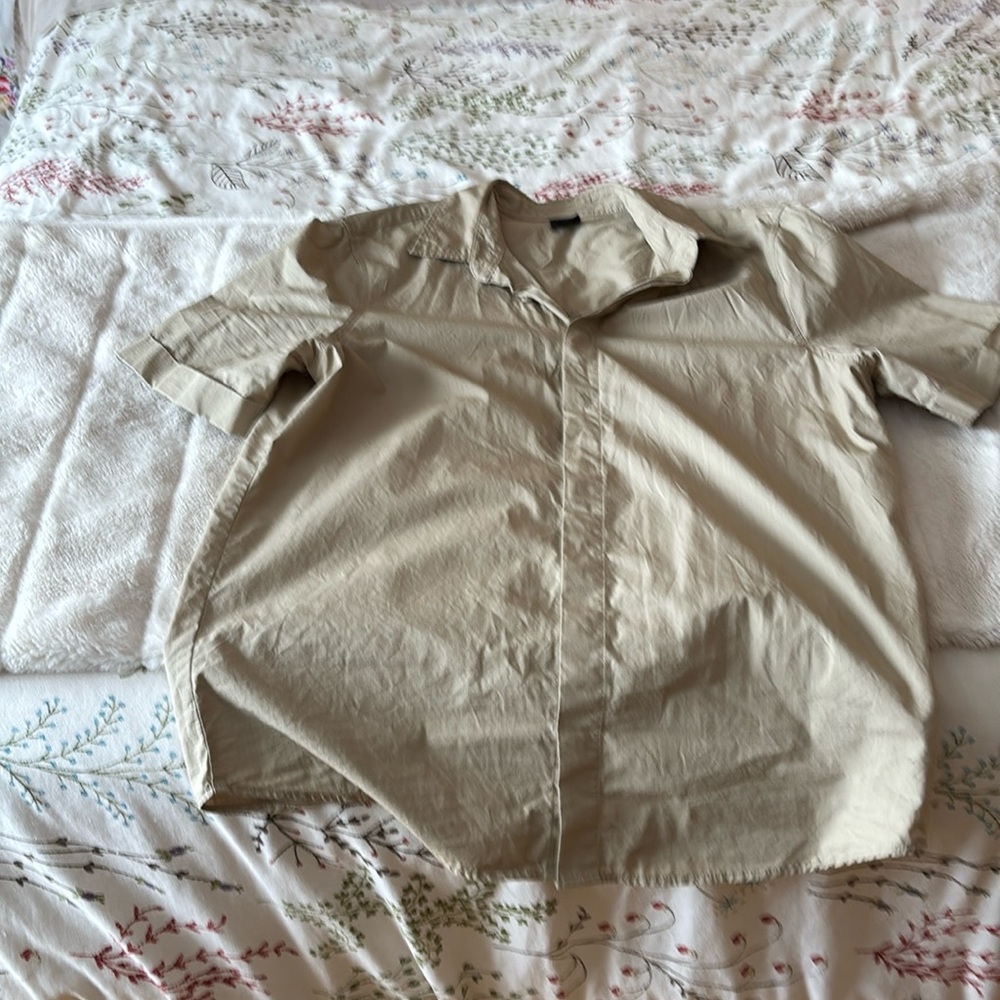 Oakley short sleeve shirt